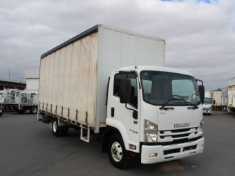 Isuzu FRR 107-210 2017 Used