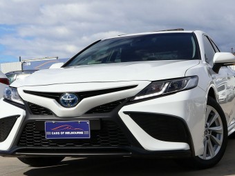 Toyota Camry 2021 used