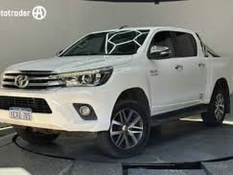 TOYOTA HILUX GUN126R 2015 USED