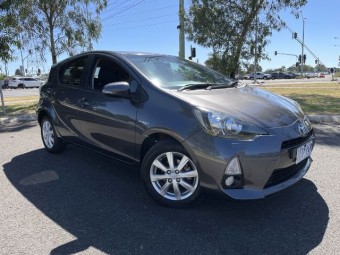 TOYOTA PRIUS C NHP10R 2014 USED