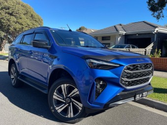 Isuzu MU-X 2025 Demo