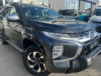 Mitsubishi Pajero Sport 2024 Demo